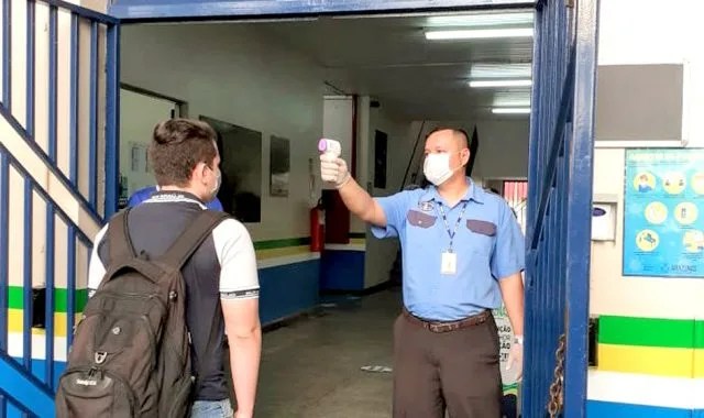 Comissão de Educação verifica o cumprimento de protocolos de segurança nas escolas