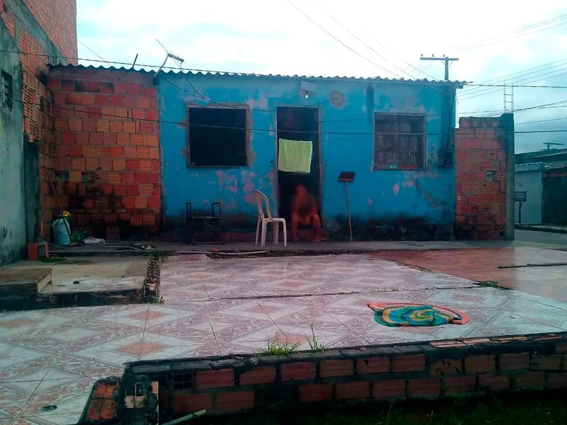 Jovem é executado na frente da própria mãe na Cidade Nova