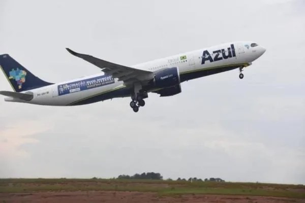 Ocioso após veto da Índia, avião das vacinas levará oxigênio a Manaus