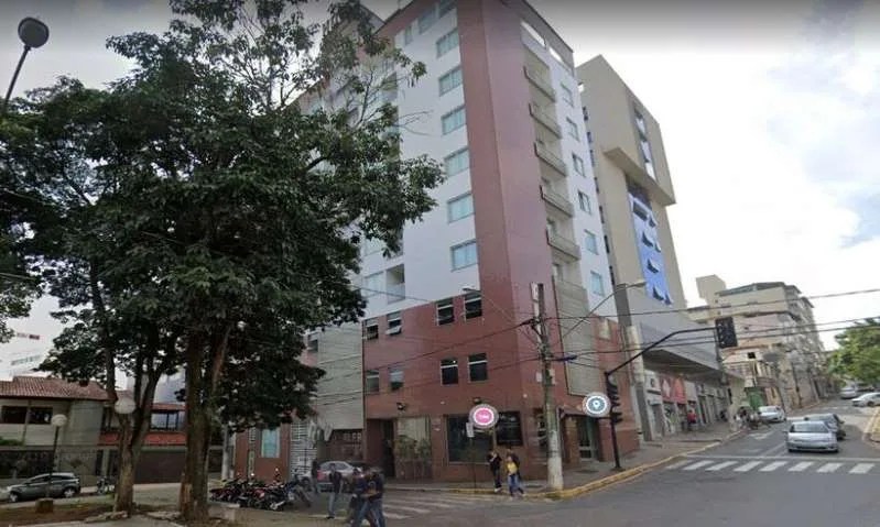Idoso morre esmagado por elevador enquanto fazia manutenção