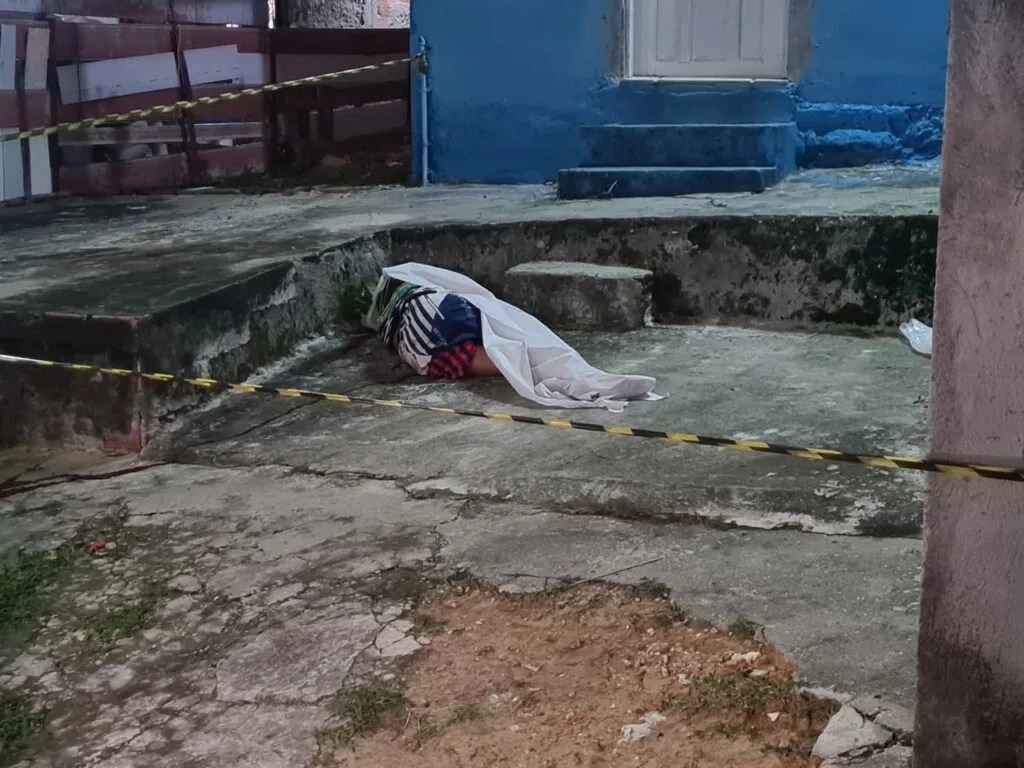 Justiceiro mata assaltante a tiros na zona Norte de Manaus – IMAGENS FORTES