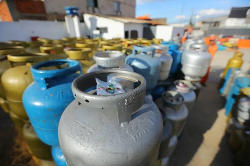 Petrobras confirma reajuste de 6% para o gás de cozinha nesta quinta