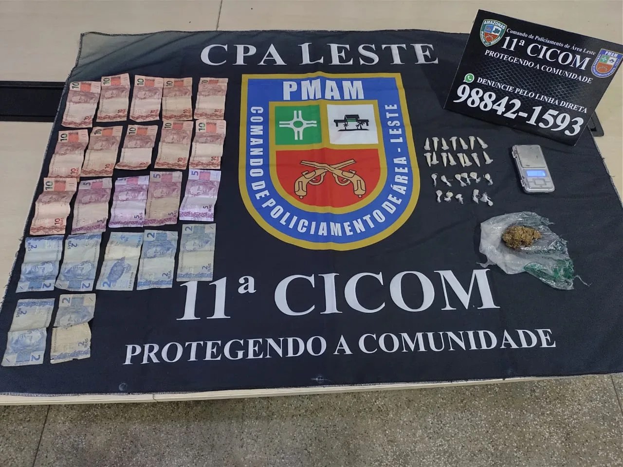 Jovem é preso por tráfico de drogas no bairro Coroado