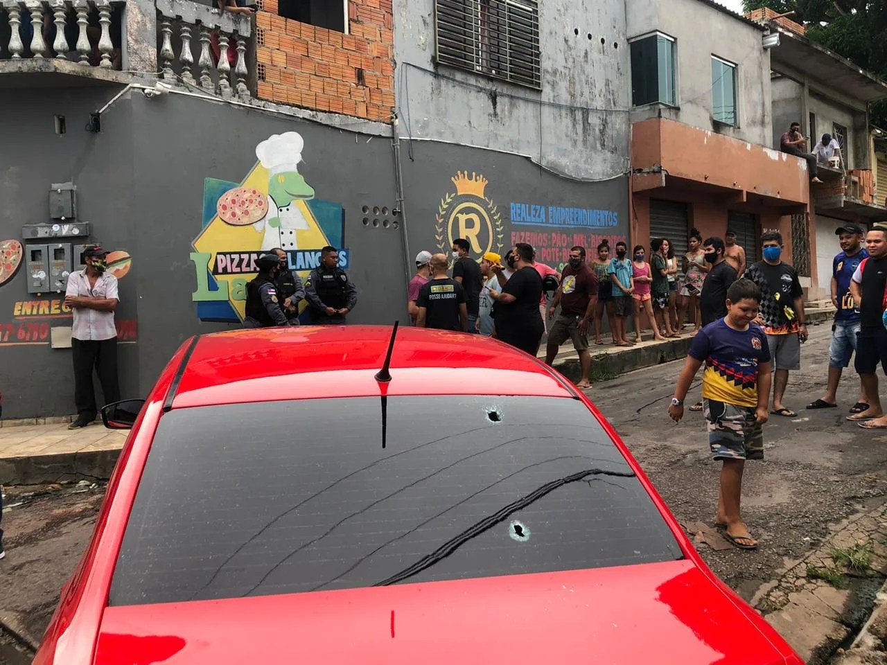 Em Manaus, perseguição policial termina com assaltante baleado