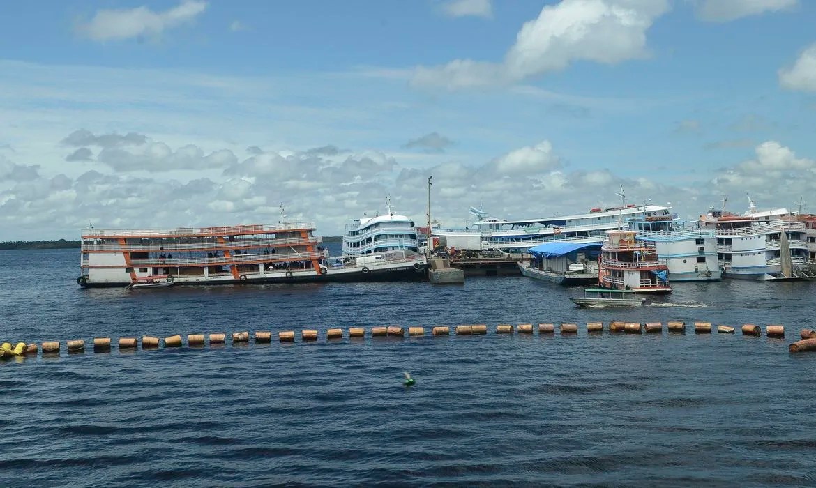Governo do Pará proíbe entrada de barcos com passageiros do Amazonas