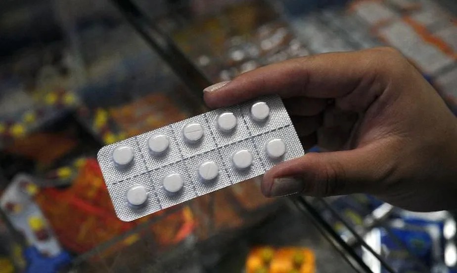 COVID-19: Oxford avalia remédio que evitaria intubação
