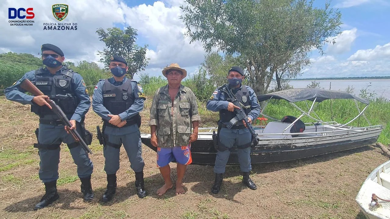 Polícia recupera barco furtado no interior do AM