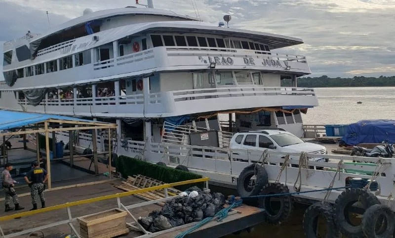 Polícia apreende drogas avaliadas em R$ 78 mil em embarcação com destino a Manaus