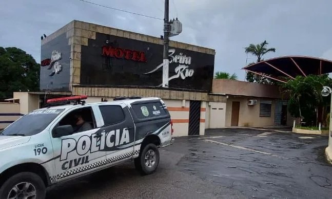 Em orgia com três mulheres, homem passa mal e morre em motel na zona leste