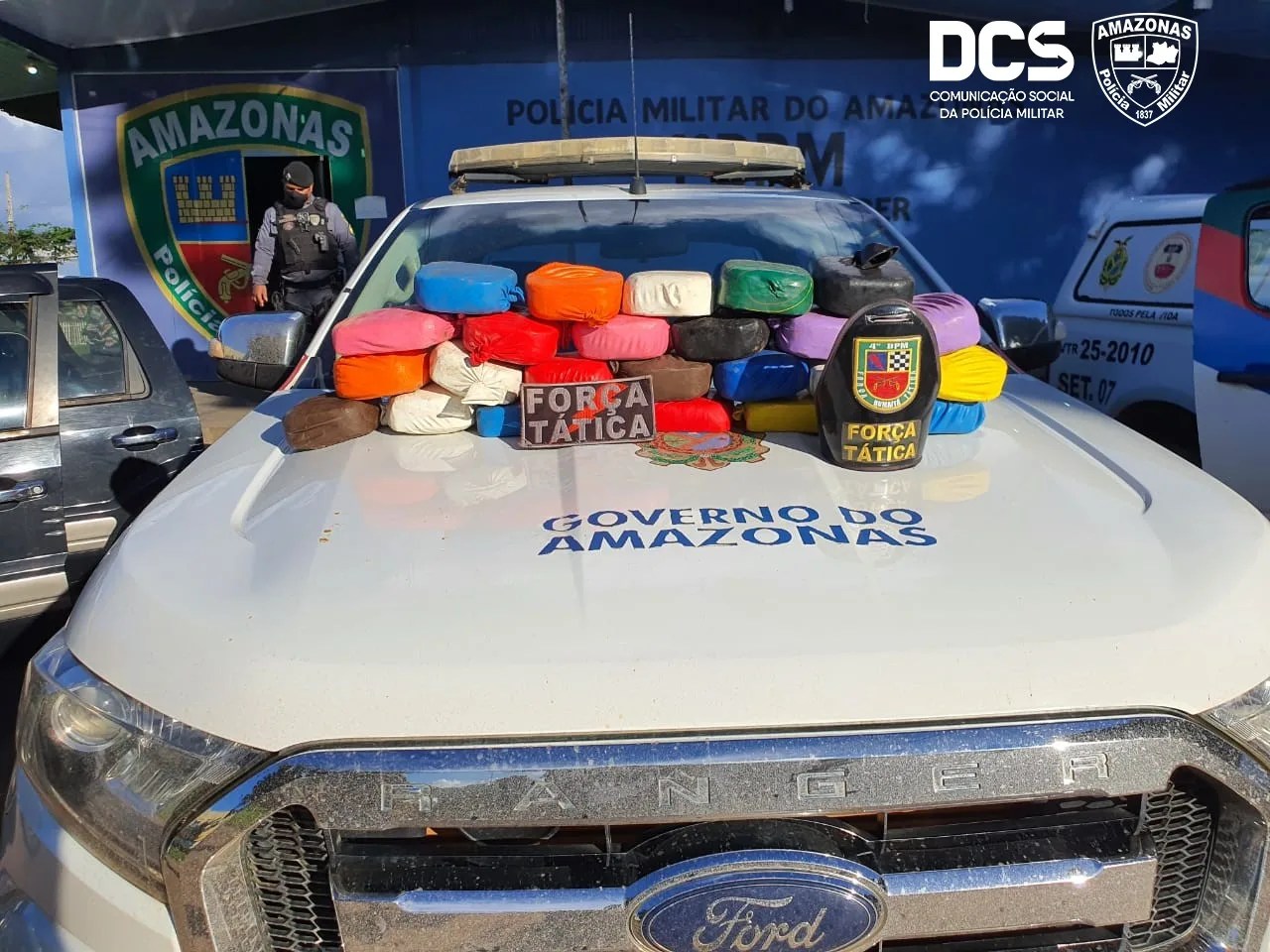 Polícia prende idoso transportando 25 kg de drogas no AM