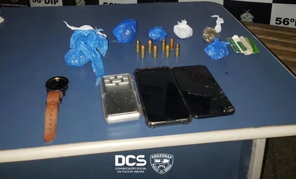 PM apreende adolescente e detém jovem com drogas e munições de uso restrito no AM
