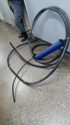 Pego no flagra, homem é preso por furto de fios de cobre na zona Norte