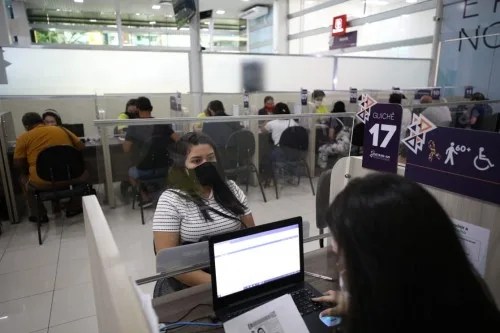 Detran-AM realiza mutirão para serviços de Veículos