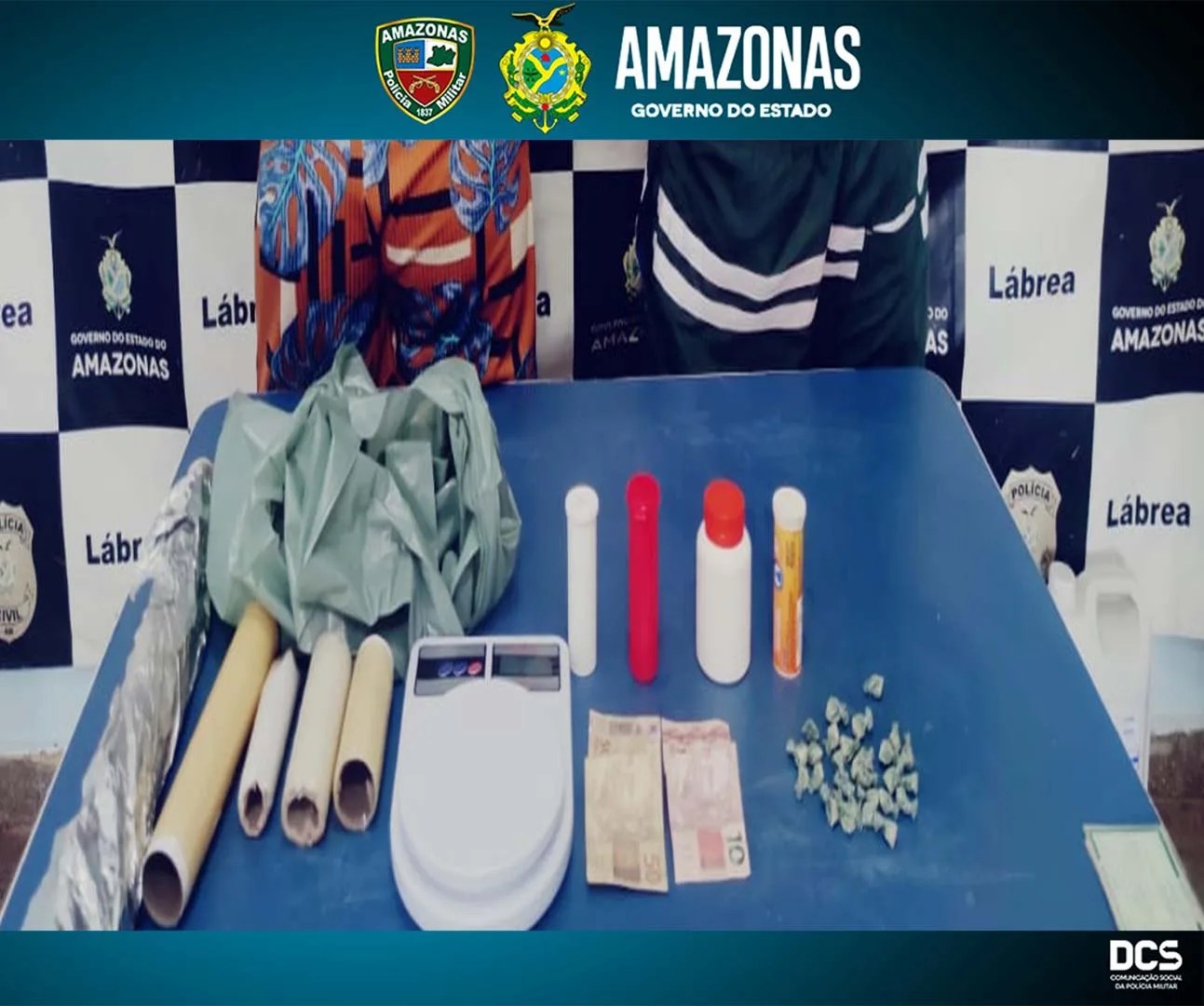 ‘Casal do pó’ é preso com balança, dinheiro e drogas no interior do AM