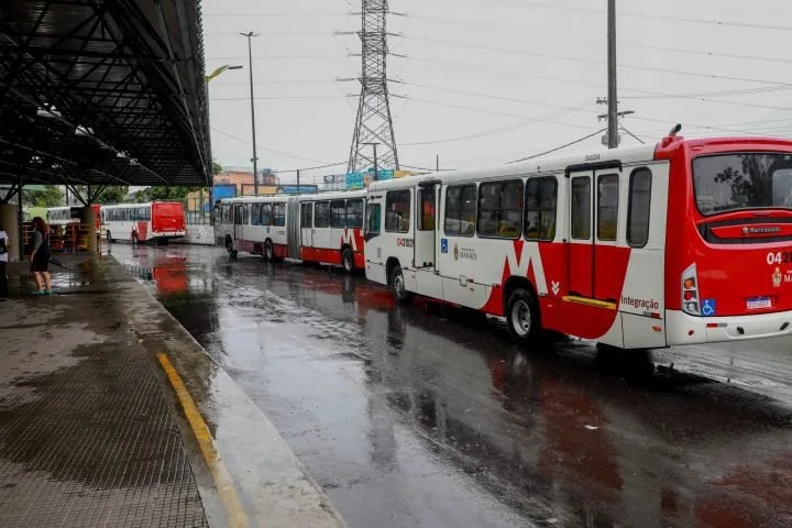 CONFIRA: Linhas de ônibus que atendem as zonas Norte e Leste terão itinerários alterados