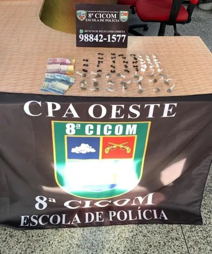 ‘Aviãozinho’ é preso com drogas e dinheiro, na zona Oeste de Manaus