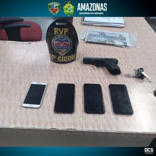 PM prende dois indivíduos e apreende adolescente após roubo de celular no Planalto