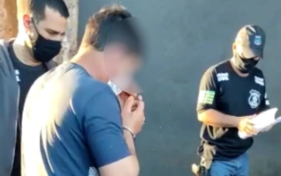 Homem indiciado por estuprar e engravidar a própria filha é preso