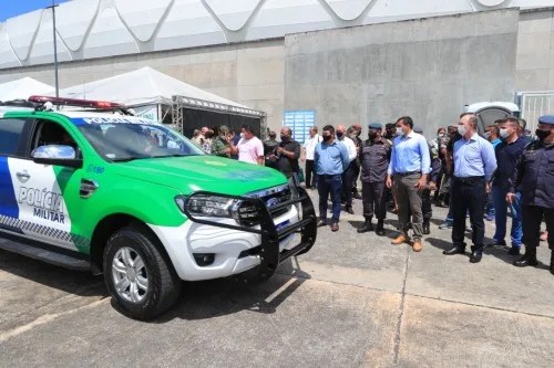 Polícias Civil e Militar recebem novas viaturas no AM