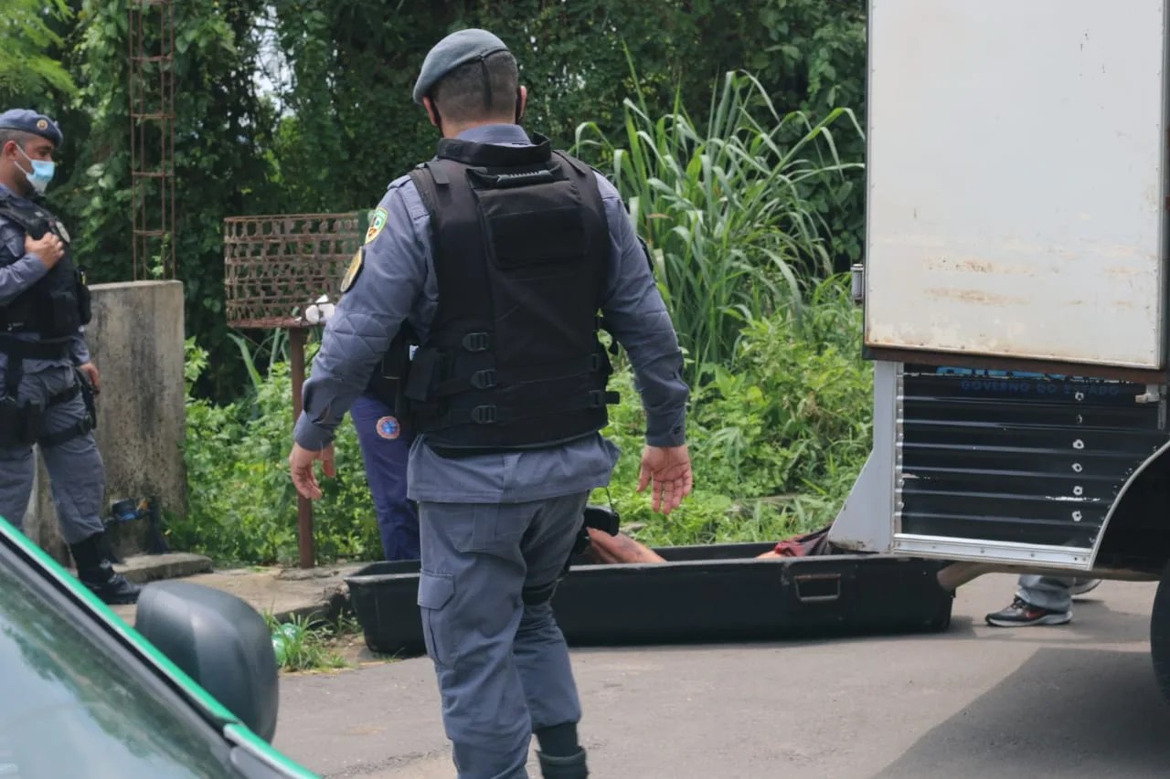 Motorista é preso transportando maconha em carne refrigerada