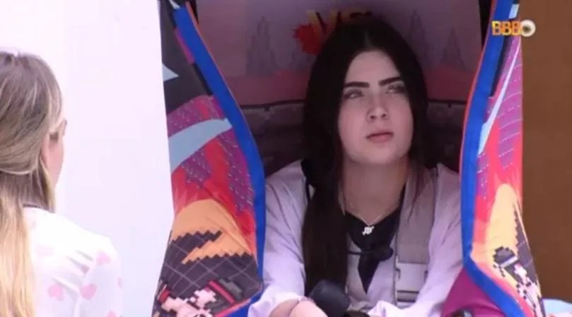 No BBB, Jade explica consequências após 12 anos na internet