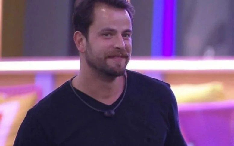 ‘BBB 22’: Após receber punição gravíssima, Gustavo perde 500 estalecas
