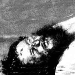 La versión oficial sobre el deceso de brandon, es que fue herido cuando se grababa una escena de un tiroteo. Salen a la luz impactantes fotos de cadÃ¡veres de famosos