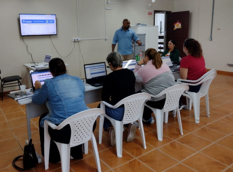 Assistência Social de Sombrio realiza treinamento para Conselheiros Tutelares