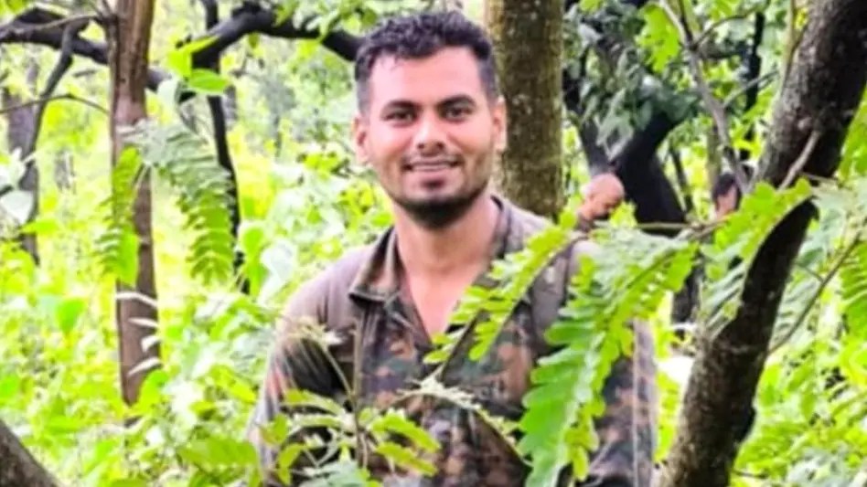 नक्सल एनकाउंटर में शहीद हुए MP इंस्पेक्टर आशीष शर्मा