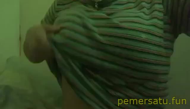 P15 Elmira Bonion Abg 18yo