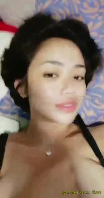 P87 Zianne Memek Becek 18yo Doyan Kontol