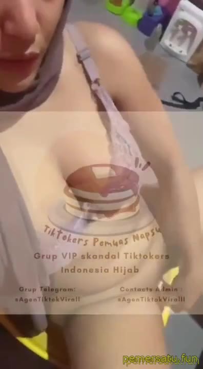 P17 Indah Farhail Hijab Jilbab Sange Colmek