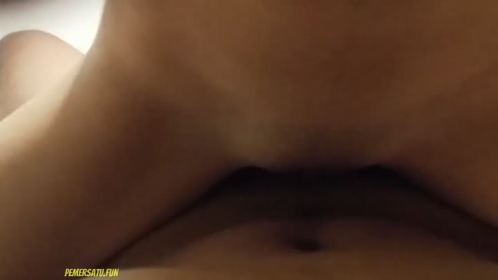 1 Dientot Abg 18yo Baju Kuning Sempit Memeknya Part