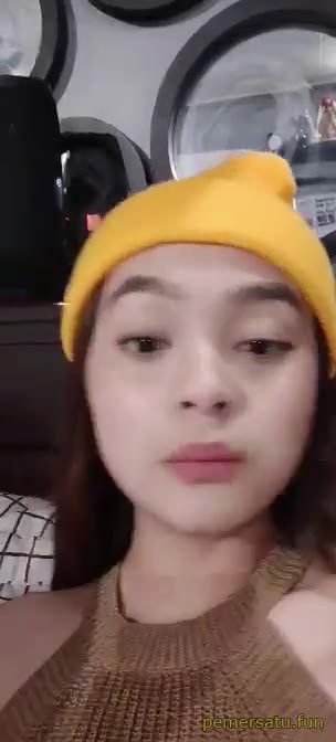 P15 Shafirra 18yo Sange