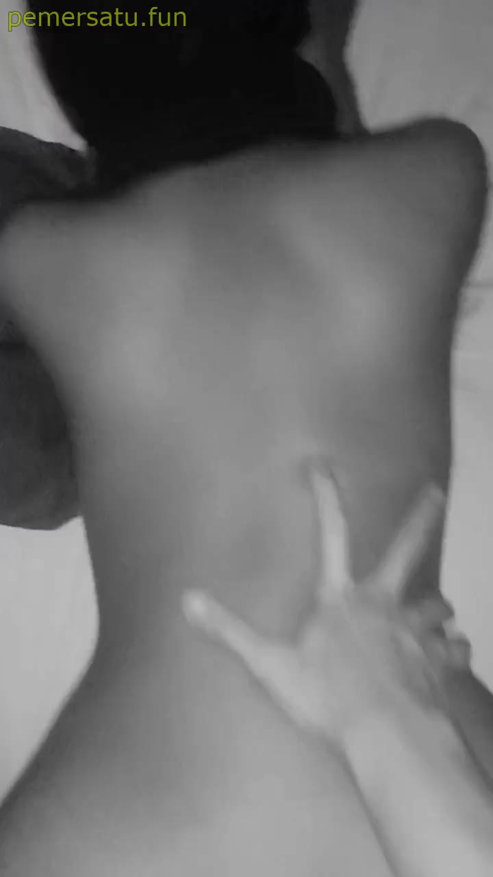 P1 Plerrin Seragam Abg 18yo Viral