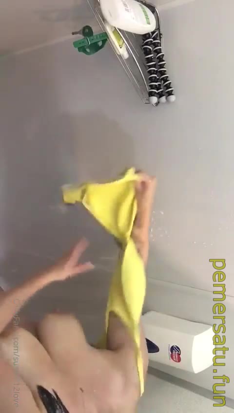 P20 Suzie Mobil Eksib Abg 18yo