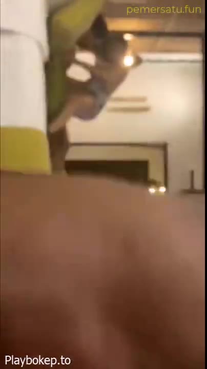 Coli Nonton Istri Dientot Temen Cuma Bisa