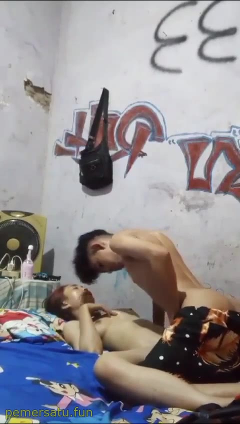 Ngewe Kasih Minum Dulu Lanjut