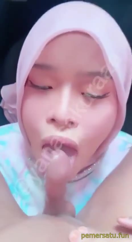 P10 Diyana Hijab Tiktok Sange Pandai Sepong Ngentot