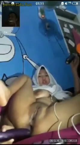 Hijab Hijab Colmek Pake Terong -