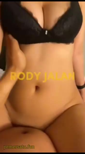 18yo Kompilasi Miss Almaula Abg