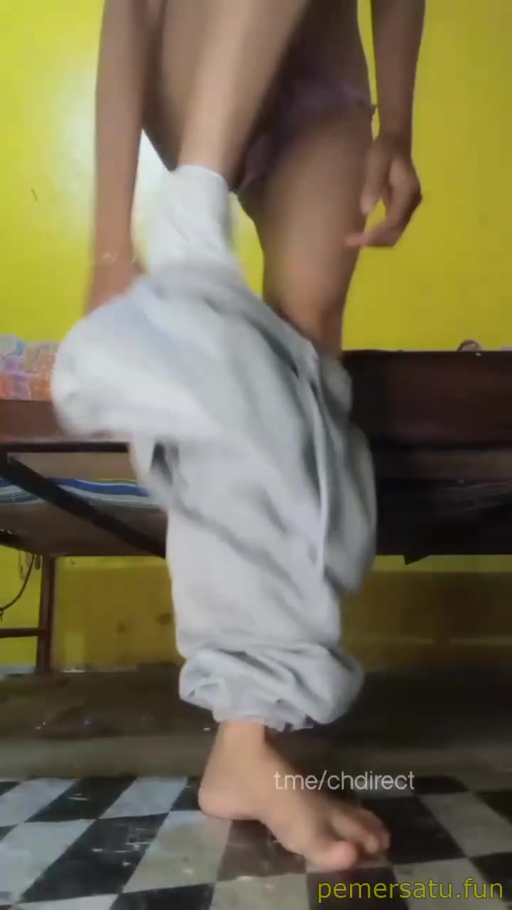 18yo Kompilasi Leni M Abg