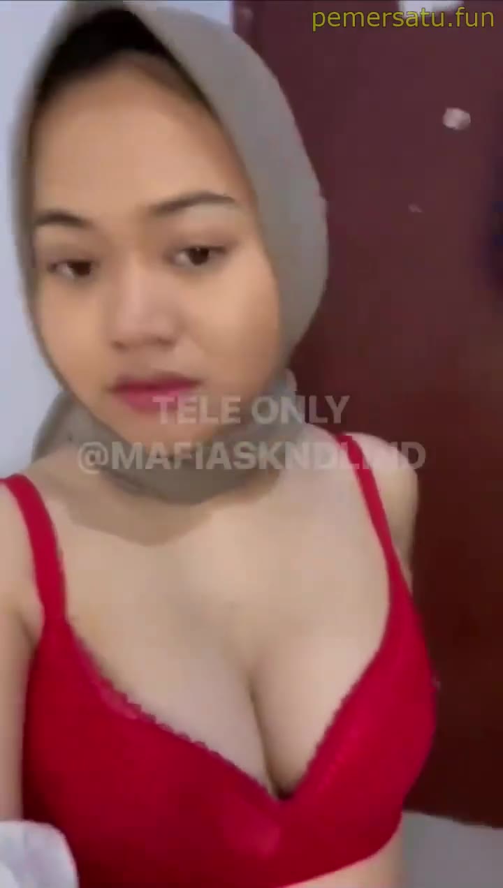 Viral Kompilasi Hijab Auyiya Abg 18yo