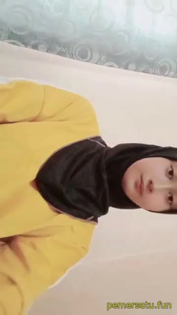 P3 Hanis 19yo Hijab Putih Mulus