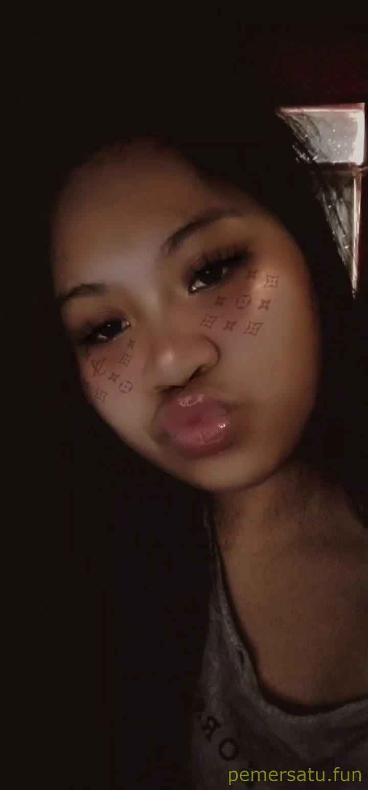 P43 Camille Golifardo 18yo Mulus Sange