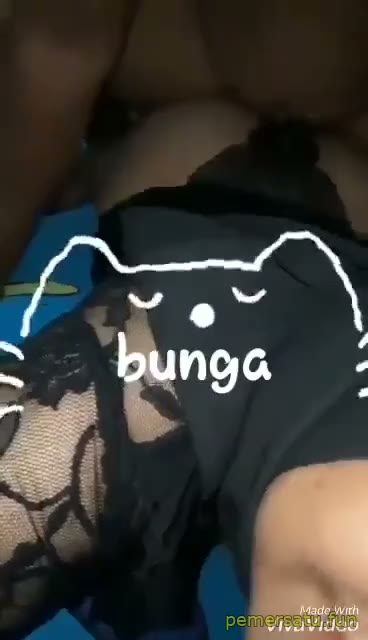 Hijab Hijab Hitam Keenakan Di Sodok Dari Belakang -