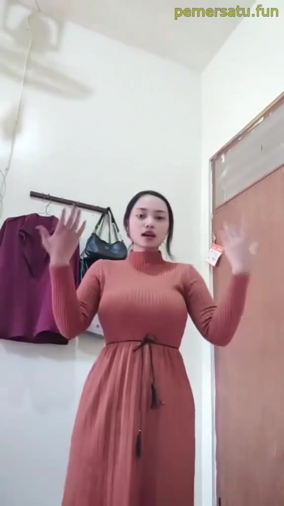 P33 Indahsnr Abg 18yo Sange