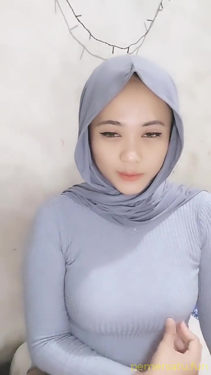 Colmek Jilbab Cantik Lepas Jilbab