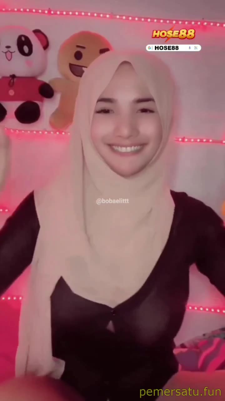 P2 Jilbab Toket Menonjol Tiktoker