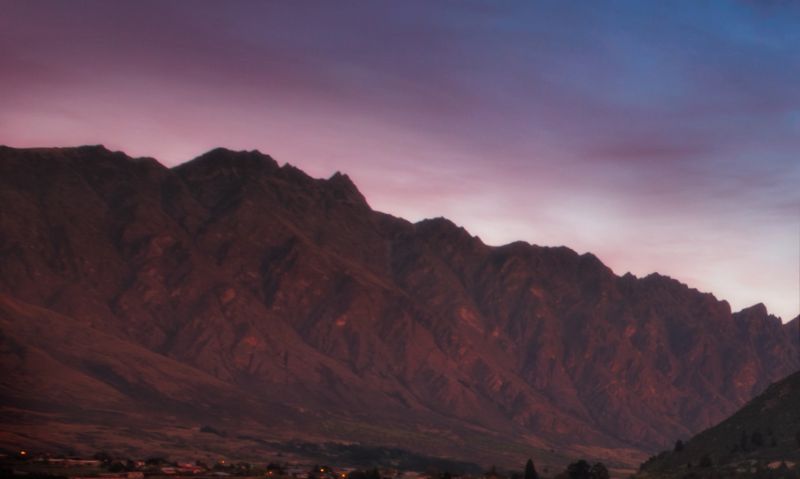 Halo Post Processing Mastery - 8K Light Designs for Desktop